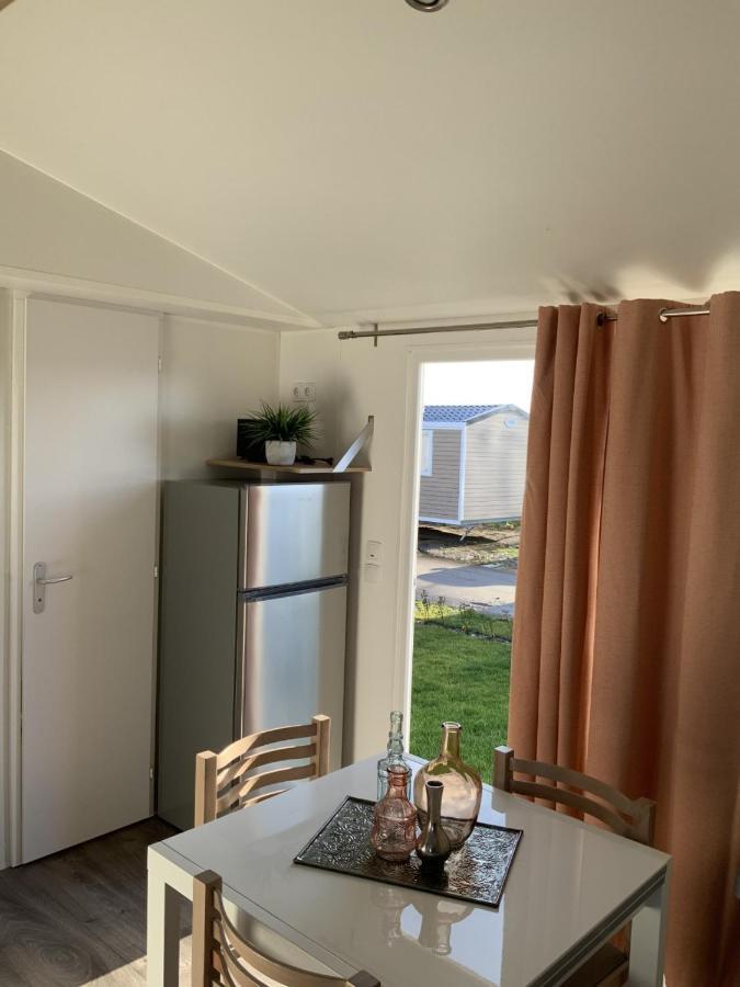 Chalet Zonnig Zeeland Hotel Oostkapelle Bagian luar foto