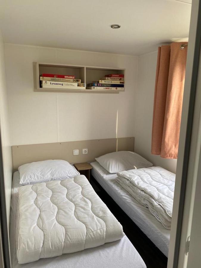 Chalet Zonnig Zeeland Hotel Oostkapelle Bagian luar foto